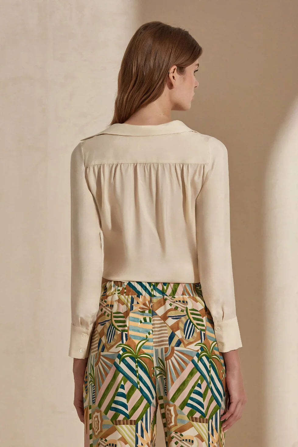 Millie Muse Tie-Shirt