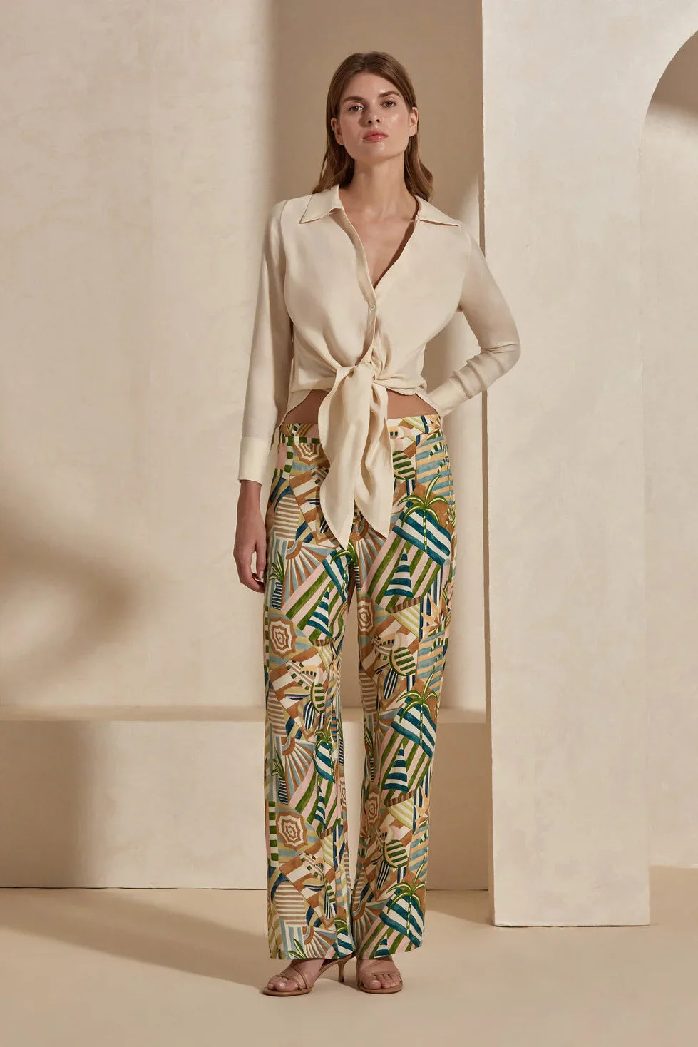Millie Muse Tie-Shirt