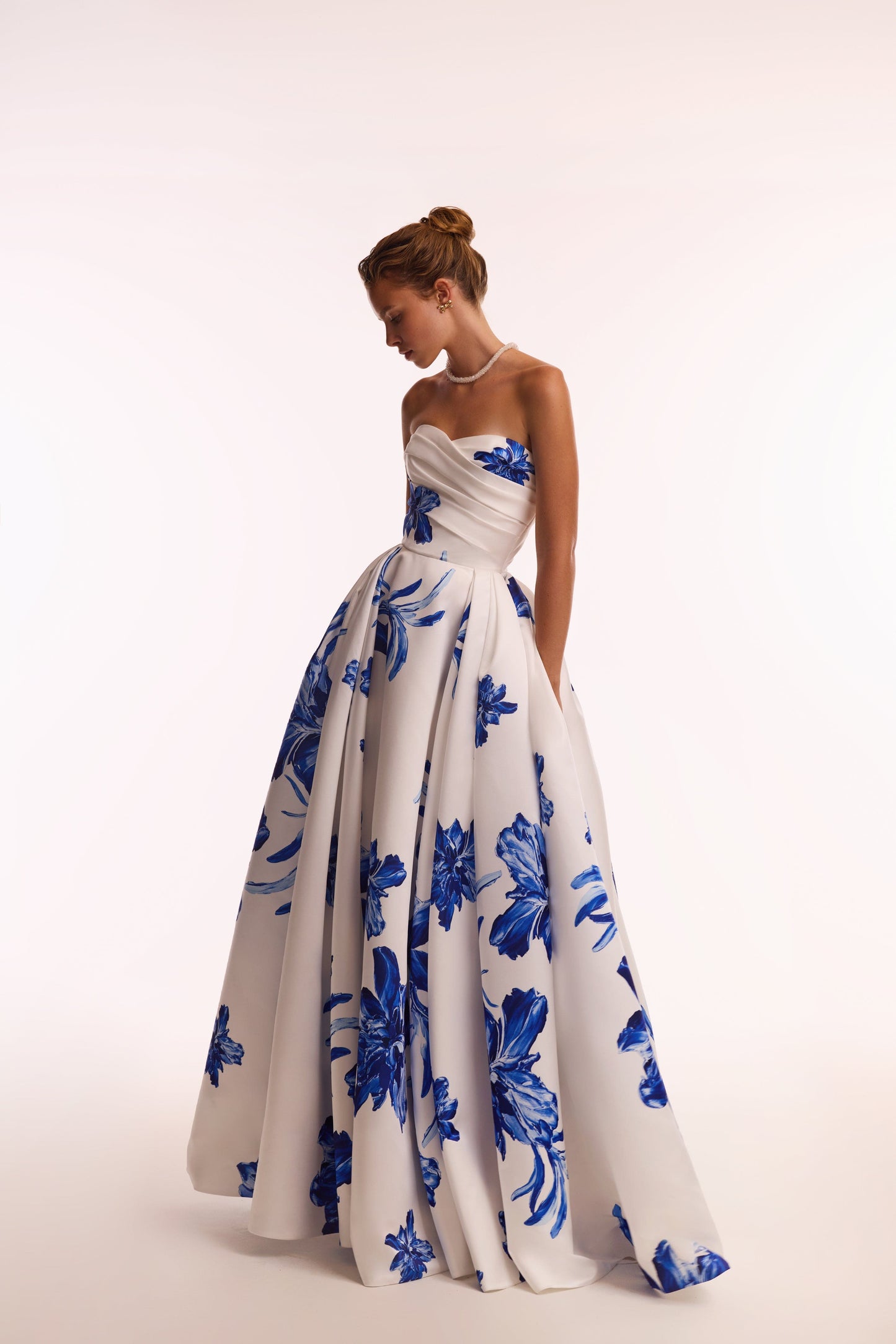Summer Soirée White Sweetheart Maxi Dress